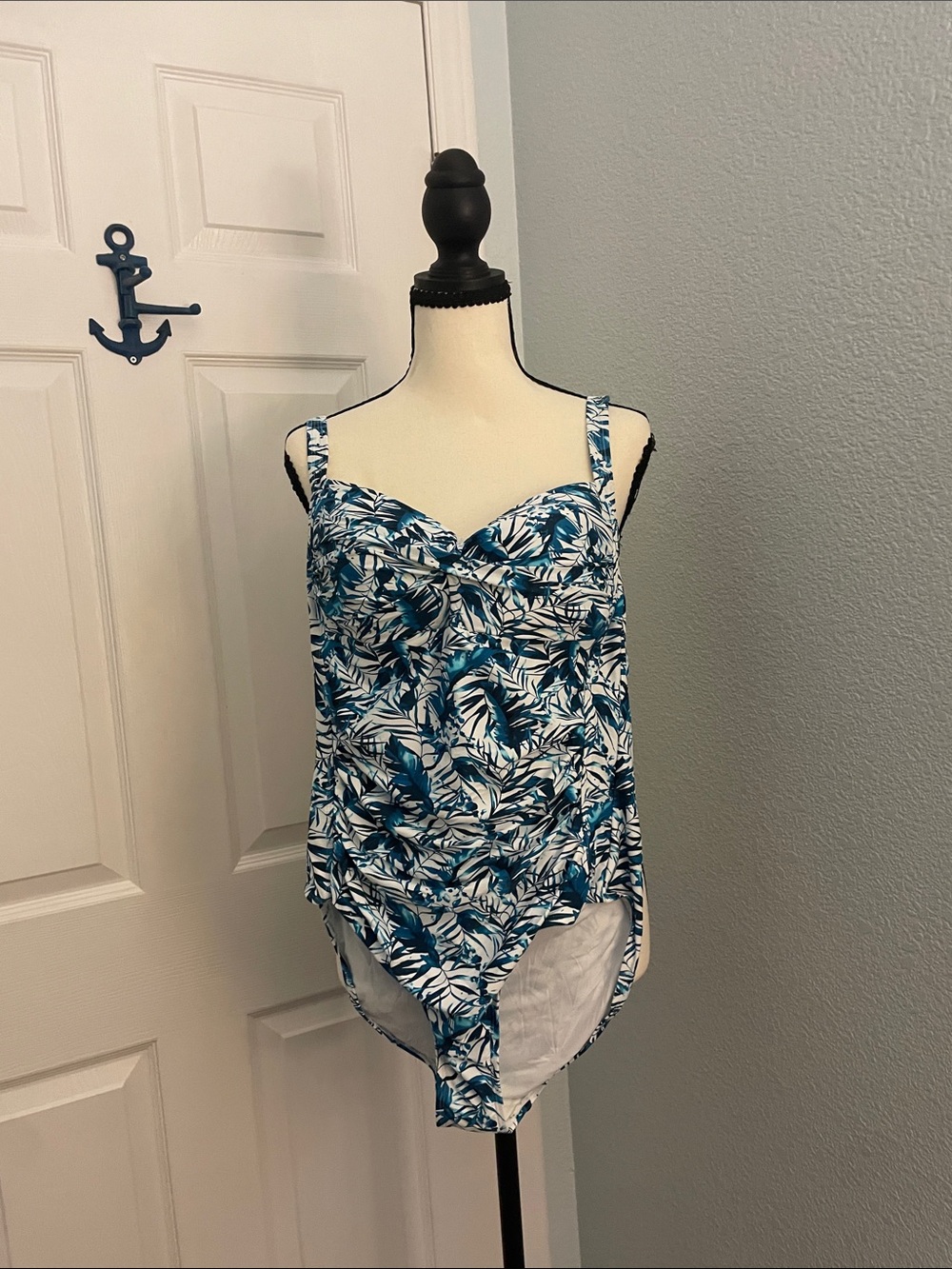 Niptuck Blue Leaf Print Women's One Piece Swimsuit
